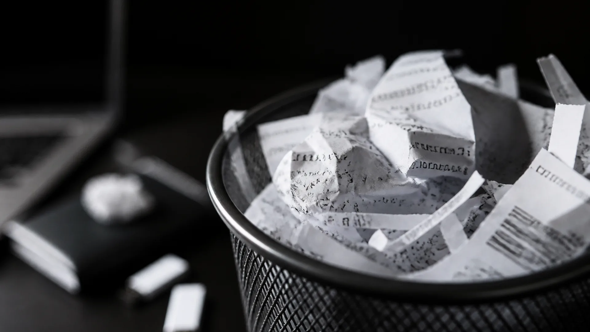 Octobre cybers&eacute;curit&eacute; : le m&eacute;nage num&eacute;rique qu&rsquo;on repousse toujours &mdash; V&eacute;rifier avant d&rsquo;agir : le r&eacute;flexe qui &eacute;vite la mauvaise d&eacute;cision.
